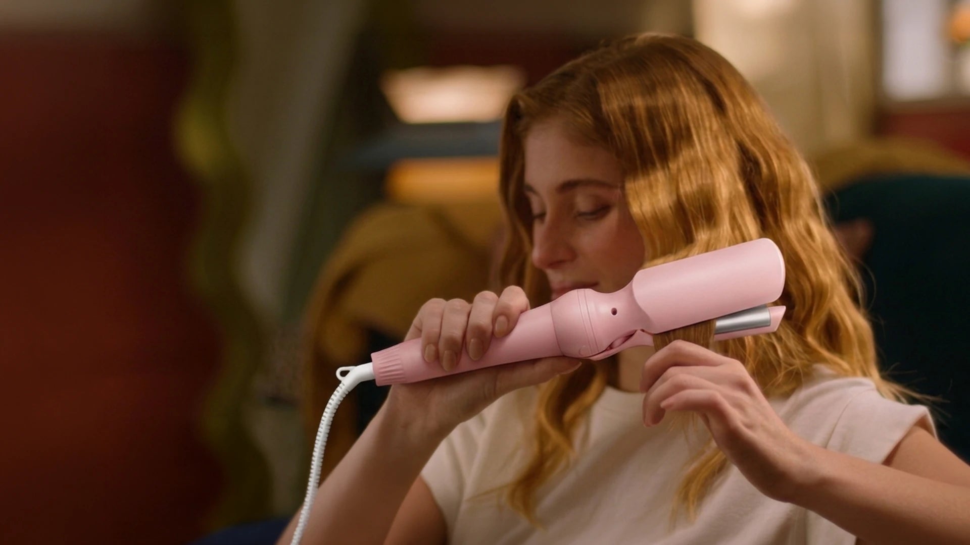 Precision<br> V-Shape for Perfect Curls